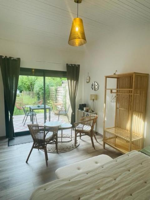 Instant Zen Bed & Breakfast Saint-Vivien-de-Médoc Екстериор снимка